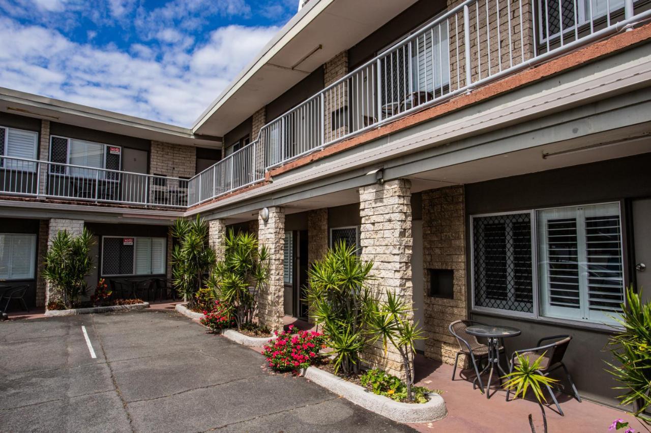 Tropicana Motel Gold Coast Dış mekan fotoğraf